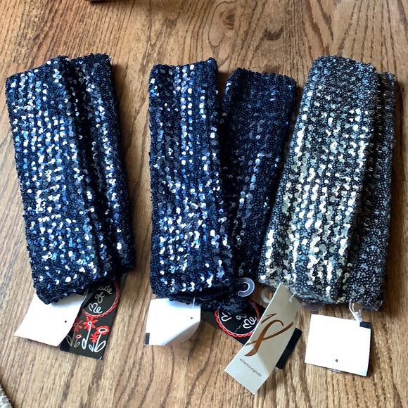 CollectionEighteen Accessories - Sequin Gloves